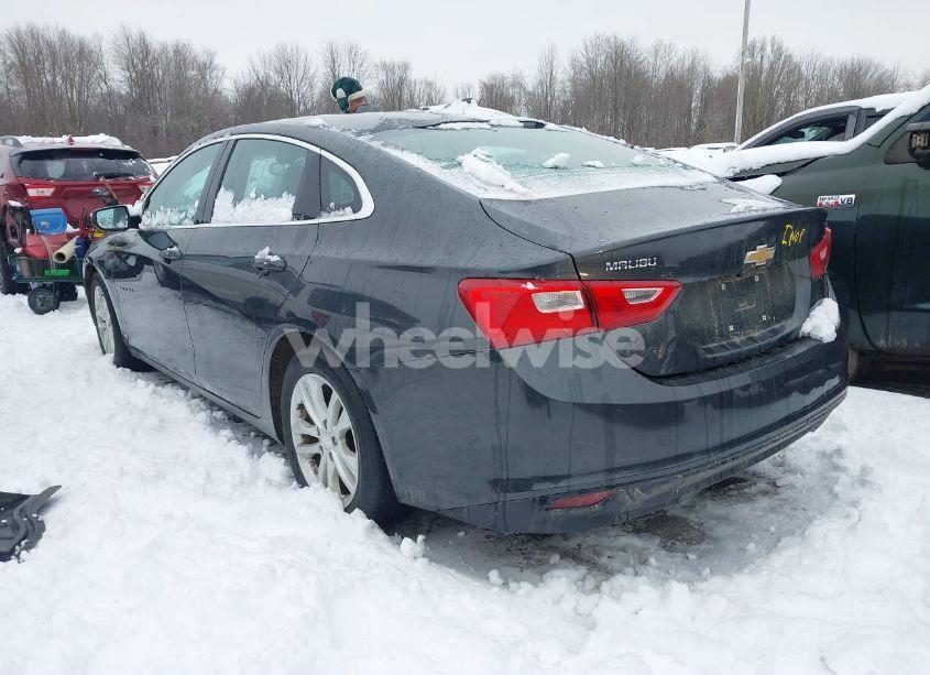 Photo 3 of 2017 Chevrolet Malibu 1LT (VIN 1G1ZE5ST8HF208254)