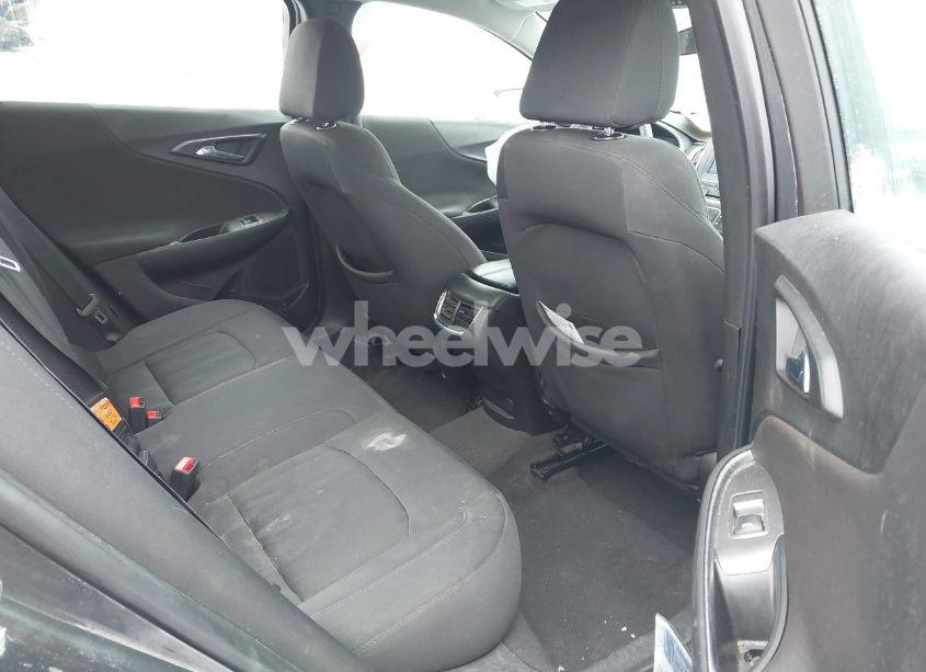 Photo 8 of 2017 Chevrolet Malibu 1LT (VIN 1G1ZE5ST8HF208254)