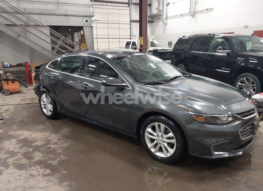 2017 Chevrolet Malibu 1LT (VIN 1G1ZE5ST8HF209517) main photo