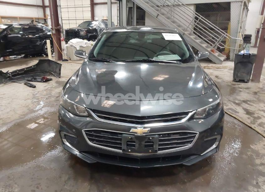 Photo 13 of 2017 Chevrolet Malibu 1LT (VIN 1G1ZE5ST8HF209517)
