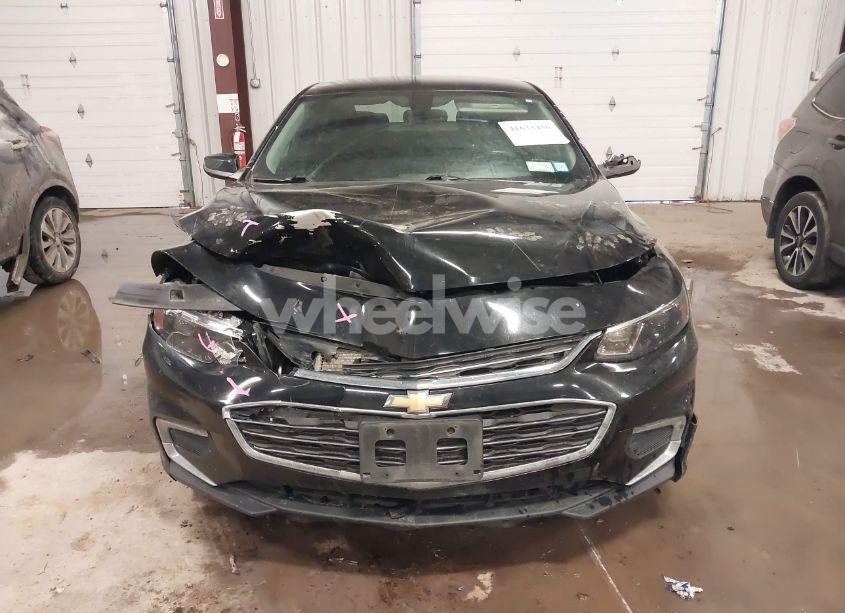 Photo 12 of 2017 Chevrolet Malibu 1LT (VIN 1G1ZE5ST8HF210019)