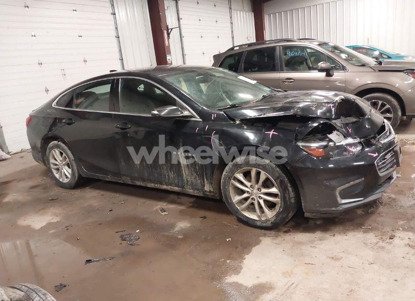 Photo 13 of 2017 Chevrolet Malibu 1LT (VIN 1G1ZE5ST8HF210019)