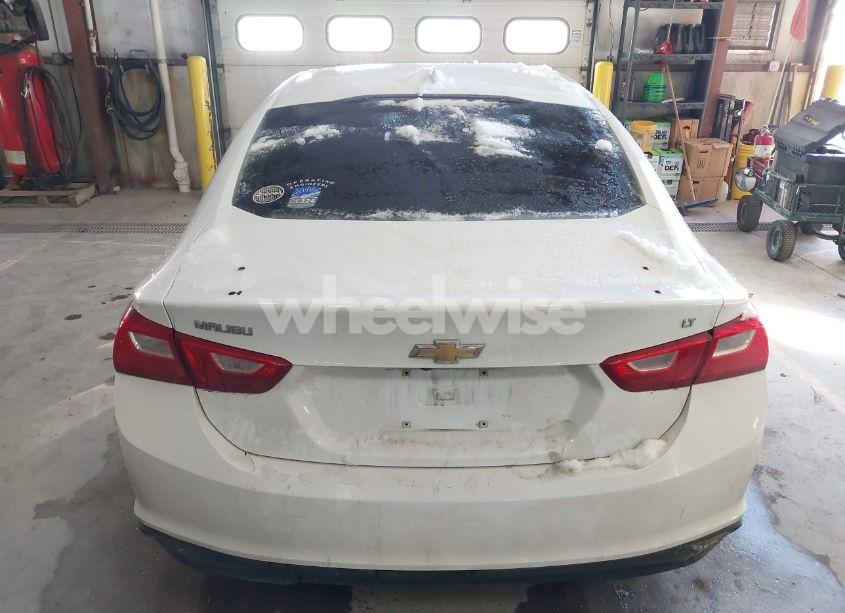 Photo 16 of 2017 Chevrolet Malibu 1LT (VIN 1G1ZE5ST8HF211736)