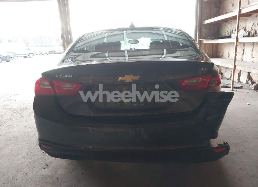 Photo 16 of 2017 Chevrolet Malibu 1LT (VIN 1G1ZE5ST8HF221313)