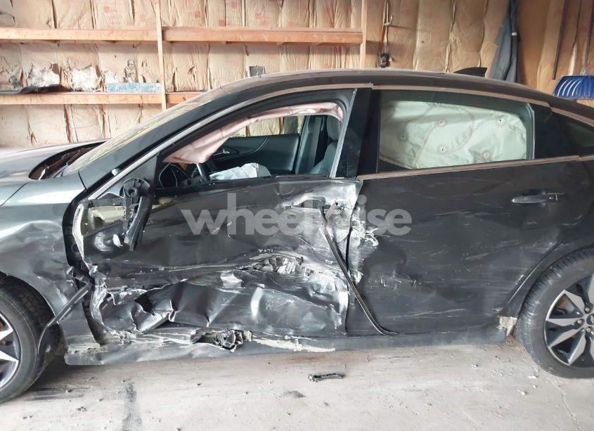 Photo 17 of 2017 Chevrolet Malibu 1LT (VIN 1G1ZE5ST8HF221313)