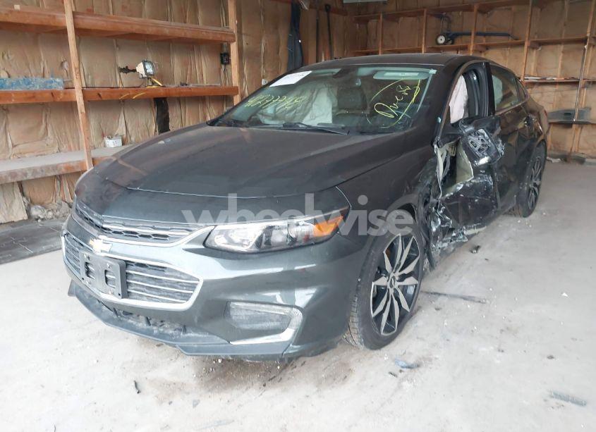 Photo 2 of 2017 Chevrolet Malibu 1LT (VIN 1G1ZE5ST8HF221313)