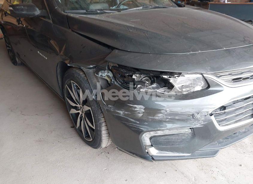 Photo 21 of 2017 Chevrolet Malibu 1LT (VIN 1G1ZE5ST8HF221313)