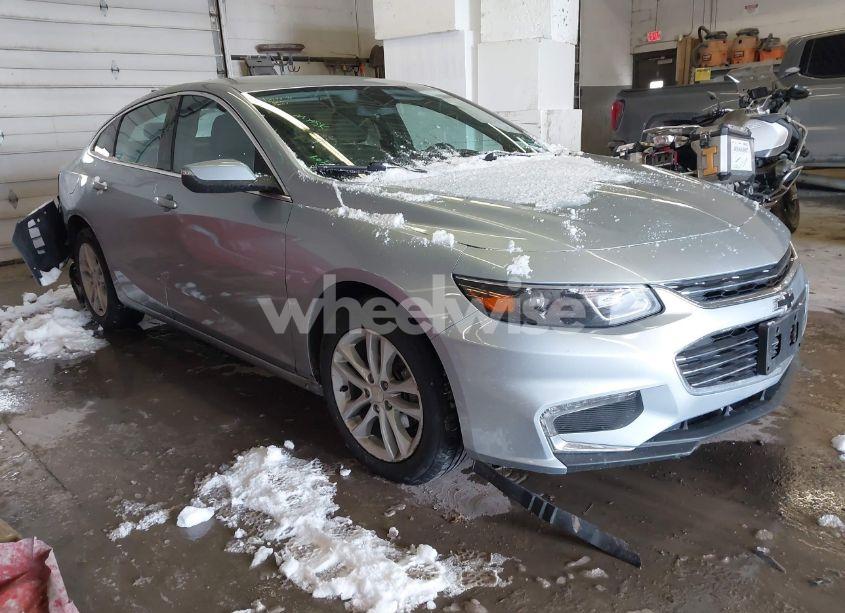 2017 Chevrolet Malibu 1LT (VIN 1G1ZE5ST8HF225684) main photo