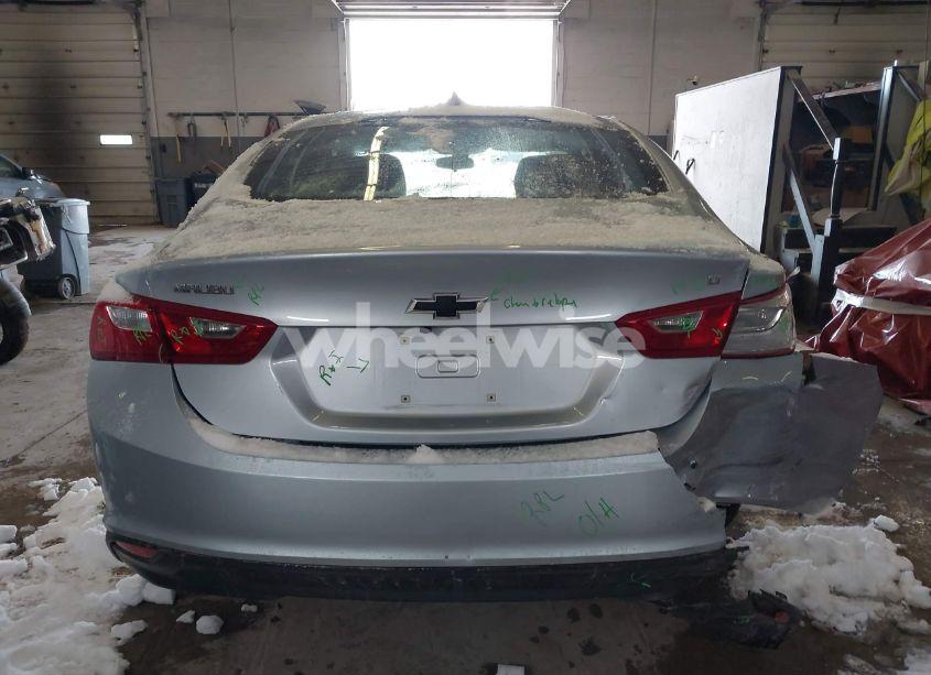 Photo 16 of 2017 Chevrolet Malibu 1LT (VIN 1G1ZE5ST8HF225684)