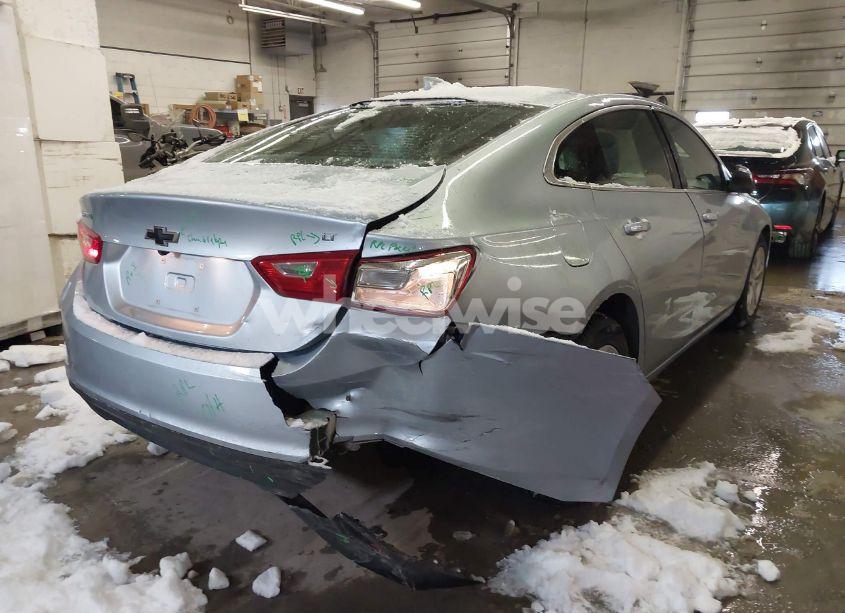 Photo 6 of 2017 Chevrolet Malibu 1LT (VIN 1G1ZE5ST8HF225684)