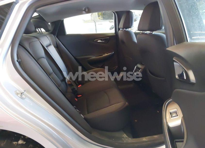 Photo 8 of 2017 Chevrolet Malibu 1LT (VIN 1G1ZE5ST8HF225684)