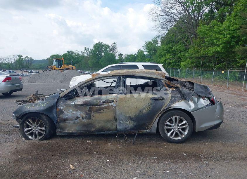 Photo 14 of 2017 Chevrolet Malibu 1LT (VIN 1G1ZE5ST8HF231758)