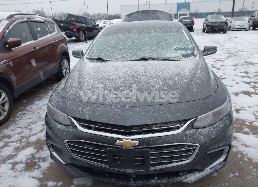 Photo 13 of 2017 Chevrolet Malibu 1LT (VIN 1G1ZE5ST8HF242792)