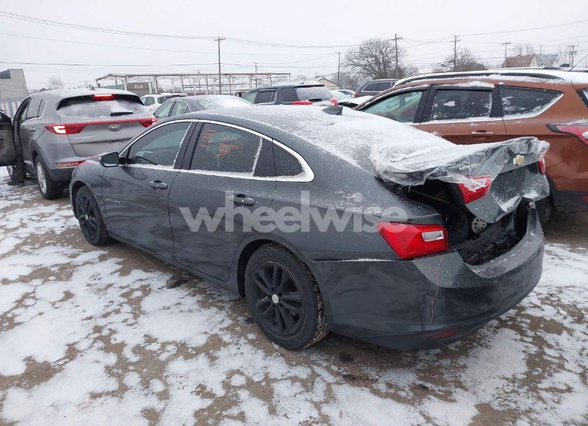 Photo 3 of 2017 Chevrolet Malibu 1LT (VIN 1G1ZE5ST8HF242792)