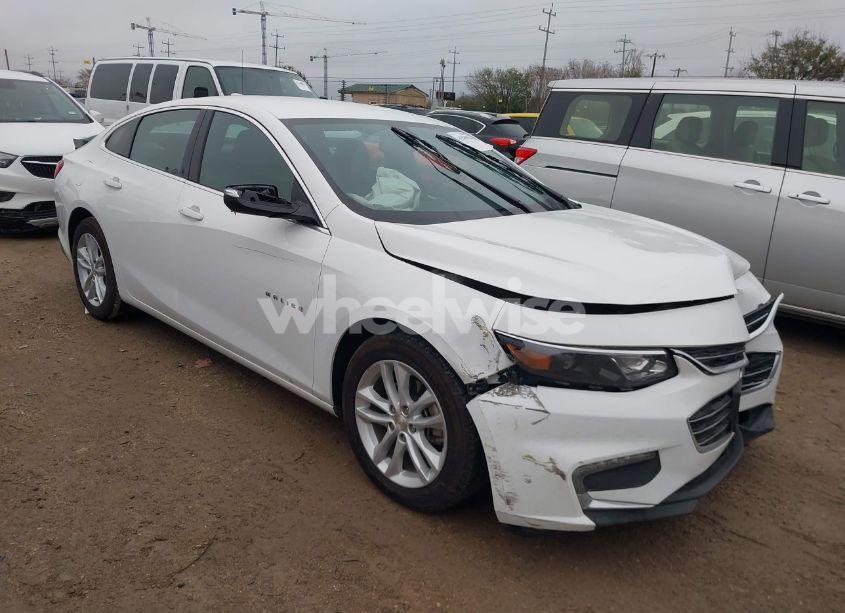 2017 Chevrolet Malibu 1LT (VIN 1G1ZE5ST8HF249824) main photo