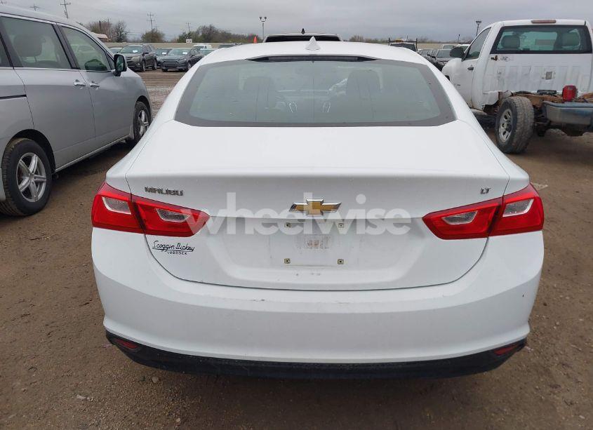 Photo 16 of 2017 Chevrolet Malibu 1LT (VIN 1G1ZE5ST8HF249824)