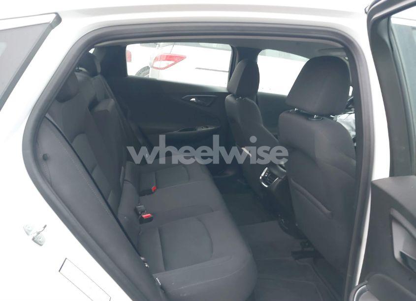 Photo 8 of 2017 Chevrolet Malibu 1LT (VIN 1G1ZE5ST8HF249824)