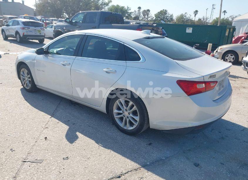 Photo 3 of 2017 Chevrolet Malibu 1LT (VIN 1G1ZE5ST8HF250259)