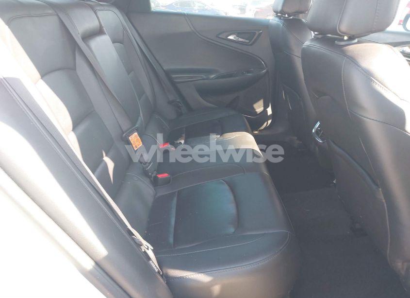 Photo 8 of 2017 Chevrolet Malibu 1LT (VIN 1G1ZE5ST8HF250259)