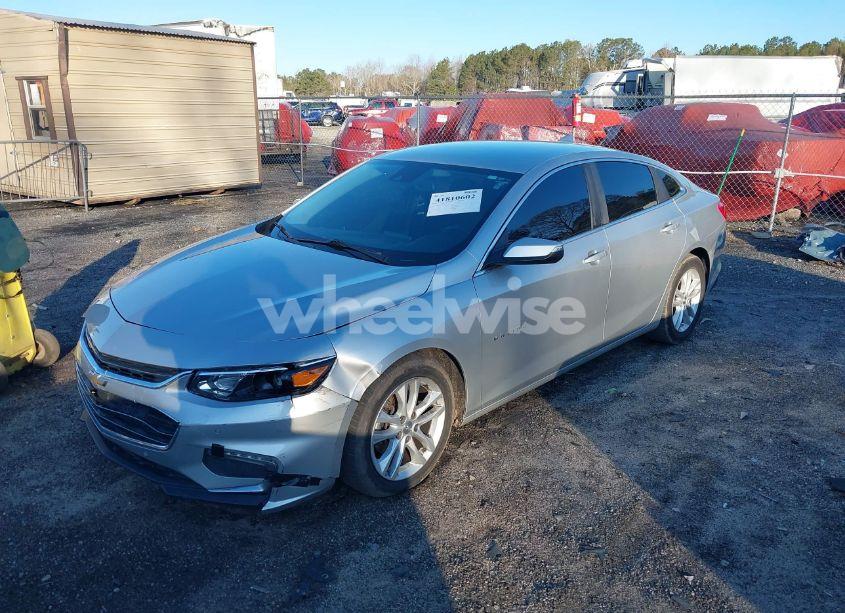 Photo 2 of 2017 Chevrolet Malibu 1LT (VIN 1G1ZE5ST8HF257440)