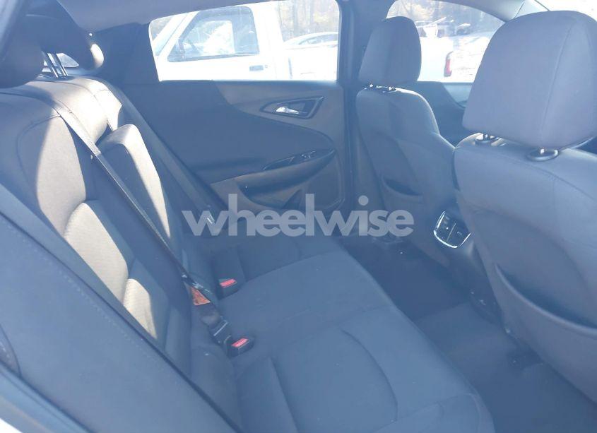 Photo 8 of 2017 Chevrolet Malibu 1LT (VIN 1G1ZE5ST8HF257440)