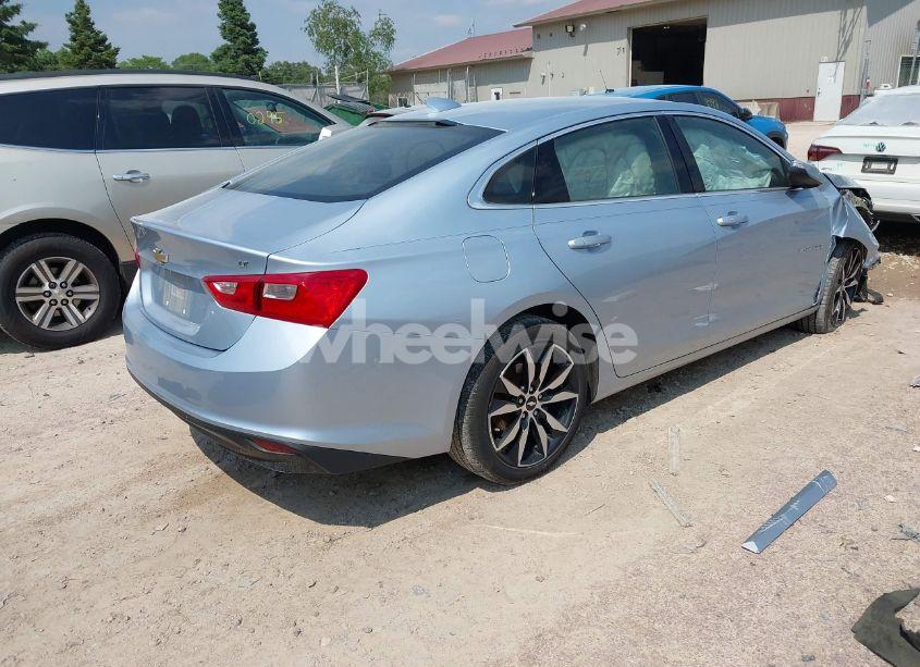 Photo 4 of 2017 Chevrolet Malibu 1LT (VIN 1G1ZE5ST8HF269927)