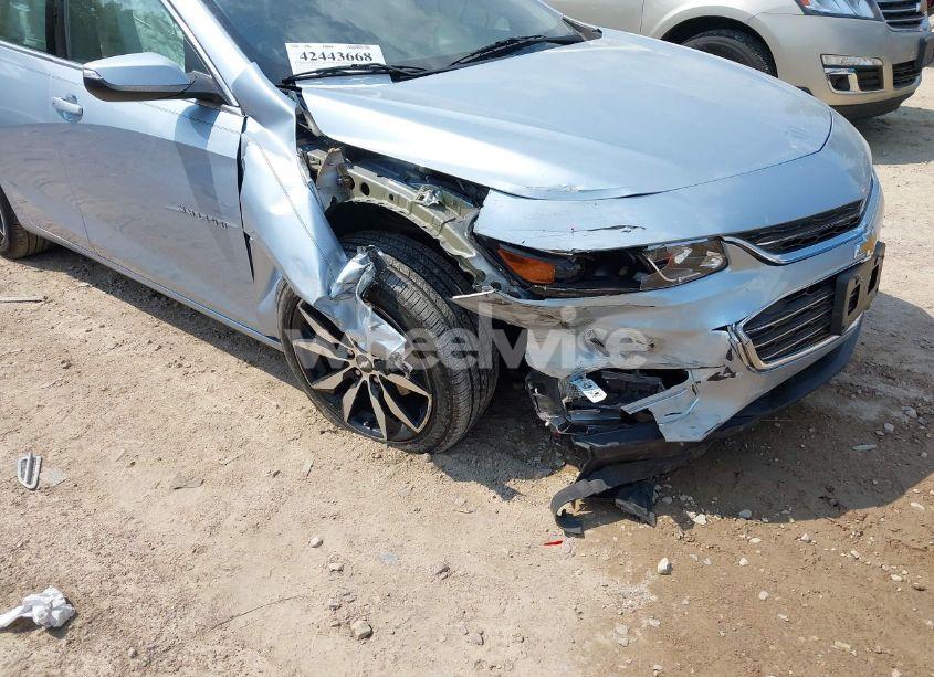 Photo 6 of 2017 Chevrolet Malibu 1LT (VIN 1G1ZE5ST8HF269927)