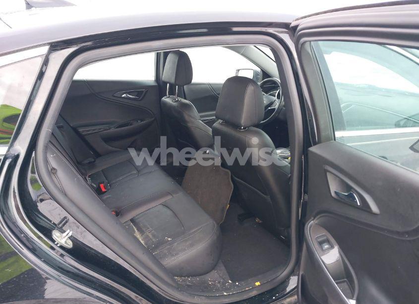 Photo 8 of 2016 Chevrolet Malibu 1LT (VIN 1G1ZE5ST9GF191740)