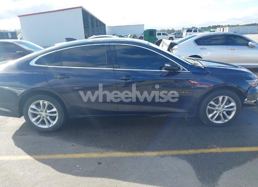 Photo 13 of 2016 Chevrolet Malibu 1LT (VIN 1G1ZE5ST9GF198199)