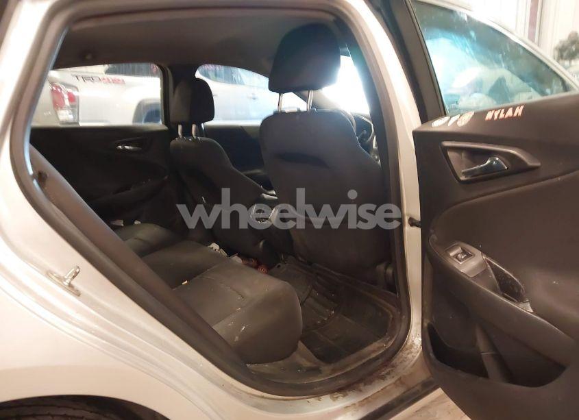 Photo 8 of 2016 Chevrolet Malibu 1LT (VIN 1G1ZE5ST9GF199630)