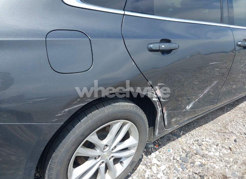 Photo 6 of 2016 Chevrolet Malibu 1LT (VIN 1G1ZE5ST9GF240628)