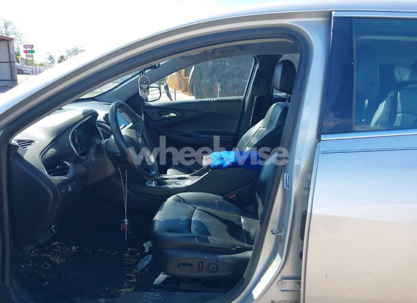 Photo 20 of 2016 Chevrolet Malibu 1LT (VIN 1G1ZE5ST9GF244422)