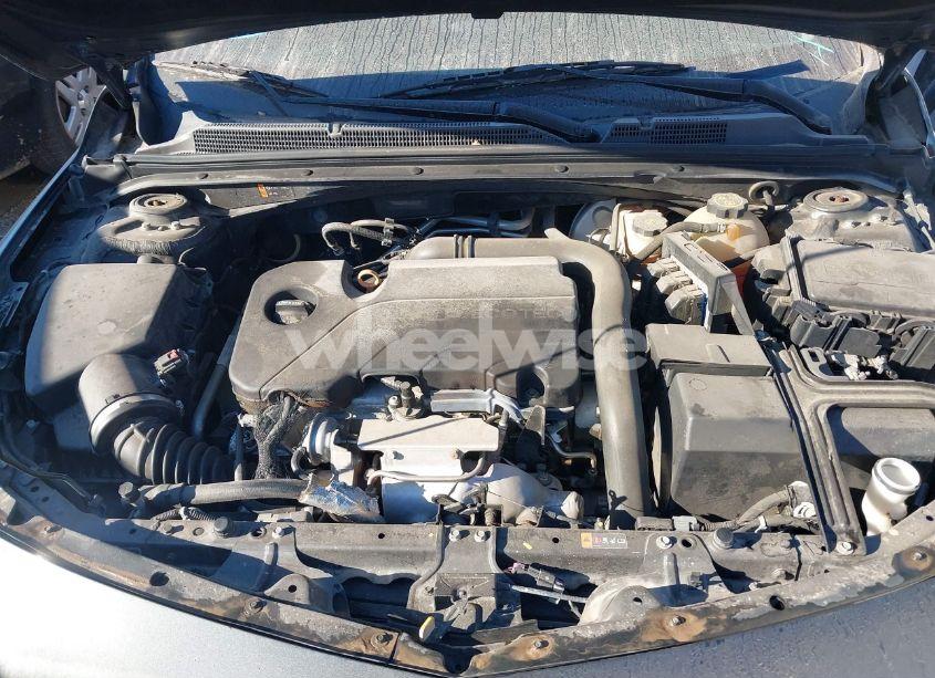 Photo 10 of 2016 Chevrolet Malibu 1LT (VIN 1G1ZE5ST9GF307261)