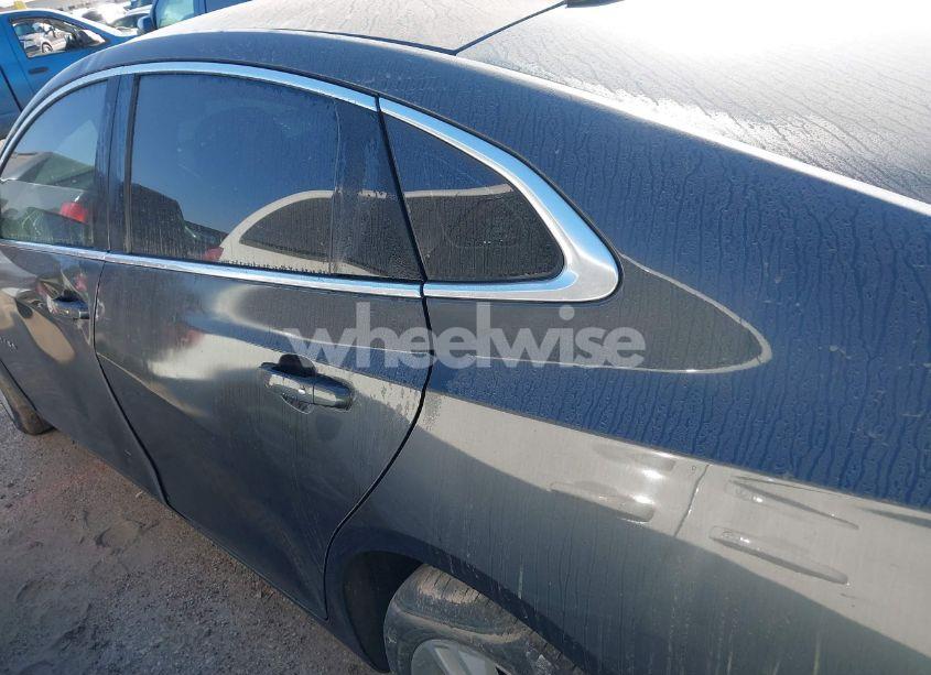 Photo 14 of 2016 Chevrolet Malibu 1LT (VIN 1G1ZE5ST9GF307261)