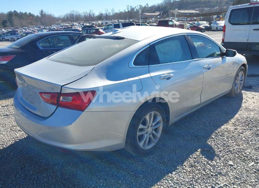 Photo 4 of 2016 Chevrolet Malibu 1LT (VIN 1G1ZE5ST9GF311035)