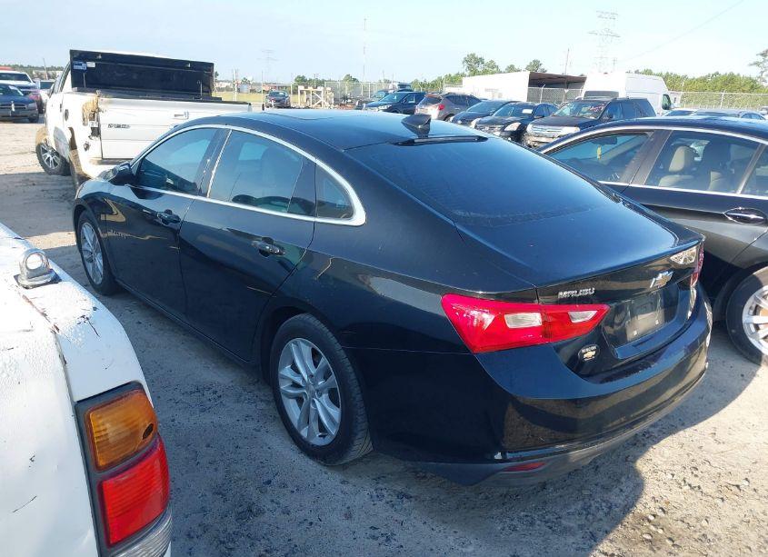 Photo 3 of 2016 Chevrolet Malibu 1LT (VIN 1G1ZE5ST9GF333729)