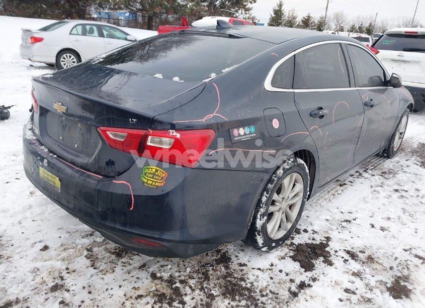 Photo 4 of 2016 Chevrolet Malibu 1LT (VIN 1G1ZE5ST9GF336114)
