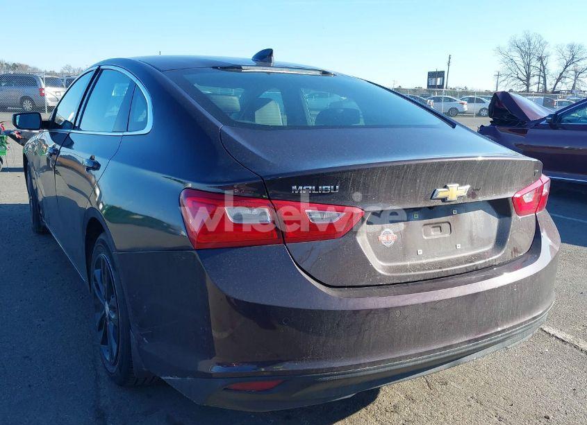 Photo 3 of 2016 Chevrolet Malibu 1LT (VIN 1G1ZE5ST9GF341779)