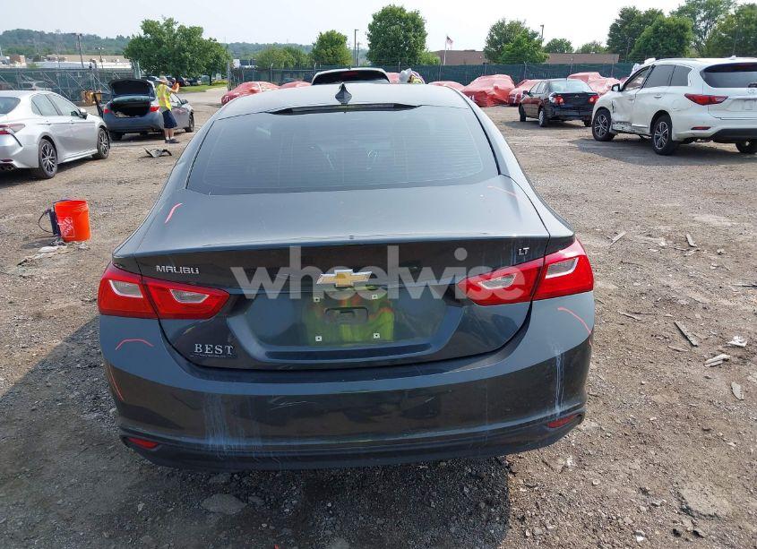 Photo 16 of 2017 Chevrolet Malibu 1LT (VIN 1G1ZE5ST9HF105750)