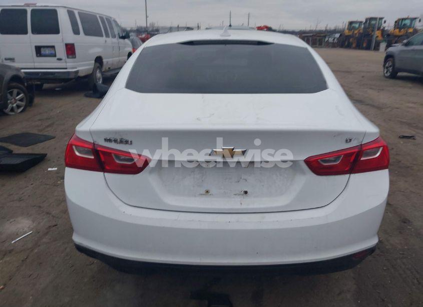 Photo 16 of 2017 Chevrolet Malibu 1LT (VIN 1G1ZE5ST9HF114349)