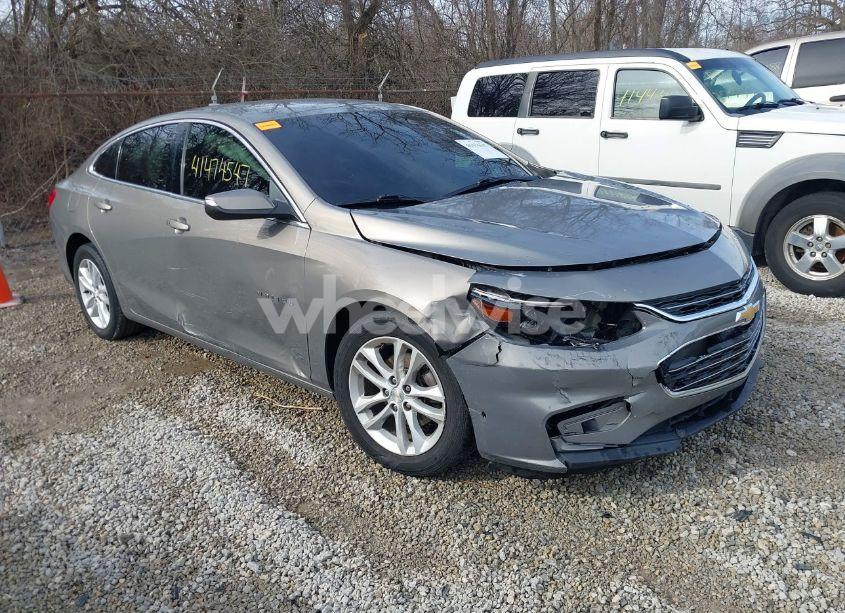 2017 Chevrolet Malibu 1LT (VIN 1G1ZE5ST9HF118742) main photo