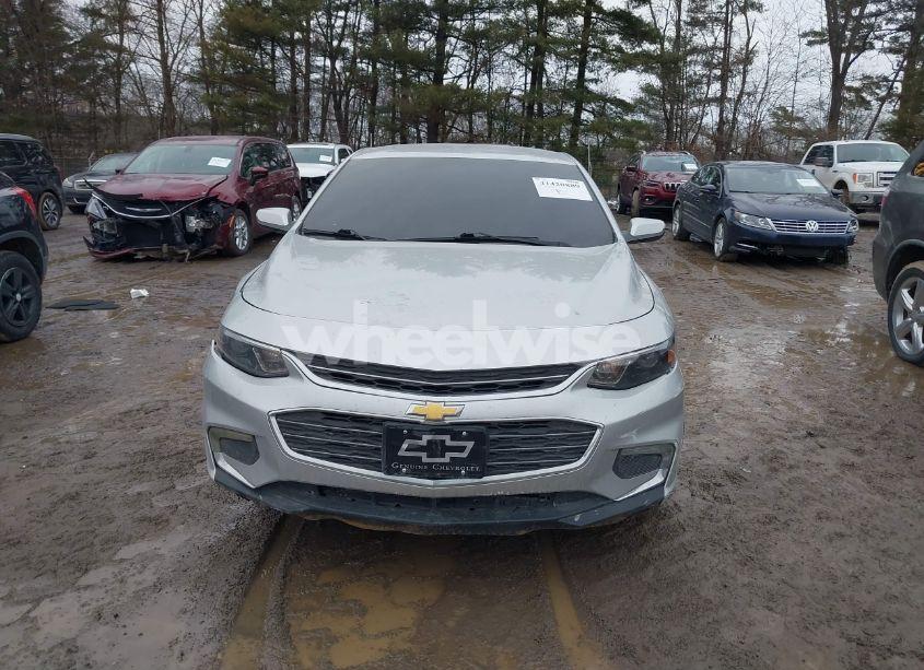 Photo 12 of 2017 Chevrolet Malibu 1LT (VIN 1G1ZE5ST9HF121382)