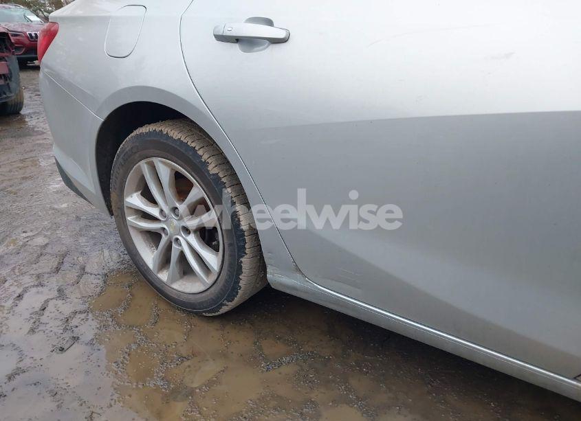 Photo 18 of 2017 Chevrolet Malibu 1LT (VIN 1G1ZE5ST9HF121382)