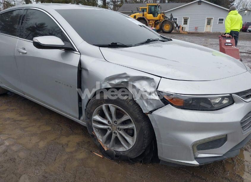 Photo 6 of 2017 Chevrolet Malibu 1LT (VIN 1G1ZE5ST9HF121382)