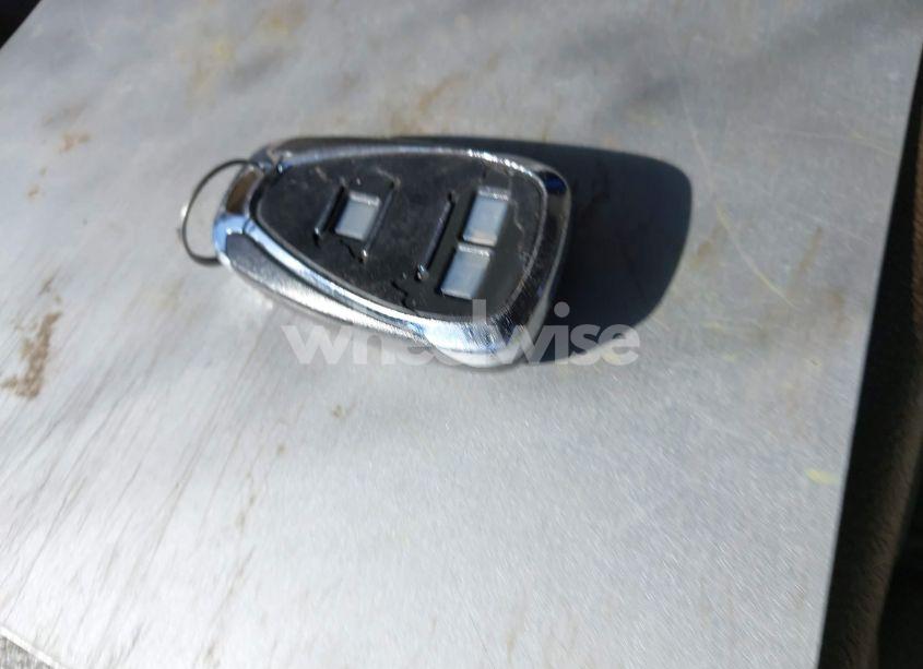 Photo 11 of 2017 Chevrolet Malibu 1LT (VIN 1G1ZE5ST9HF148436)