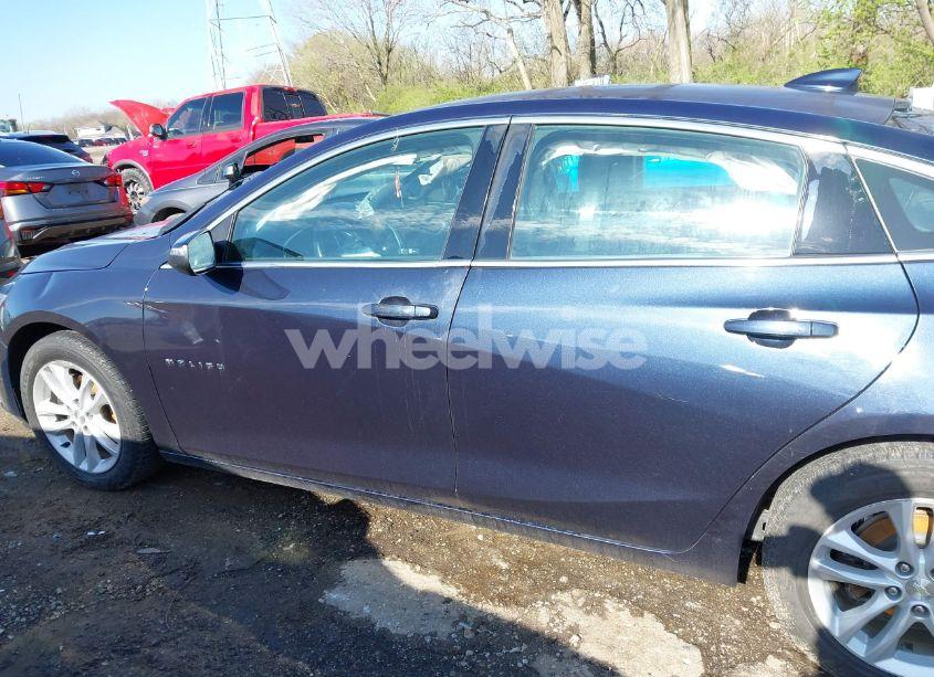 Photo 14 of 2017 Chevrolet Malibu 1LT (VIN 1G1ZE5ST9HF148436)
