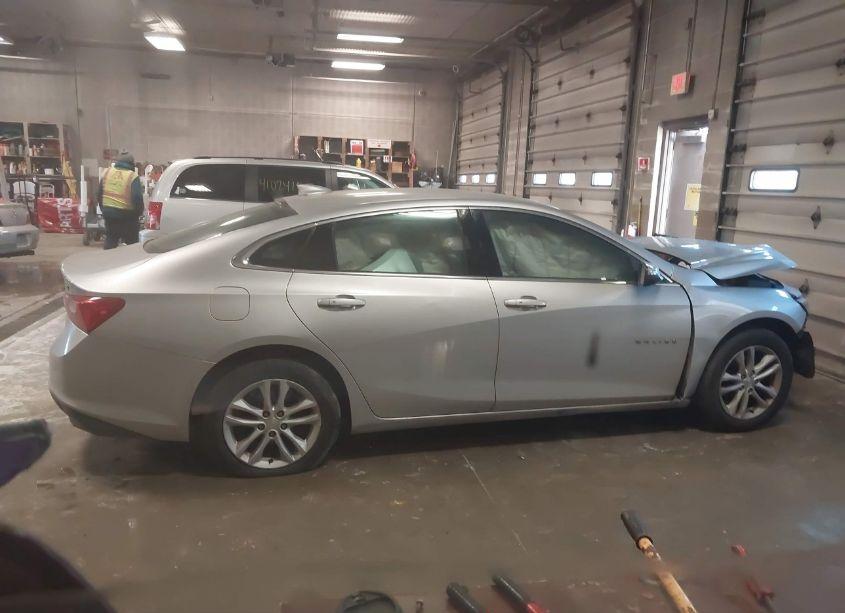 Photo 14 of 2017 Chevrolet Malibu 1LT (VIN 1G1ZE5ST9HF154480)