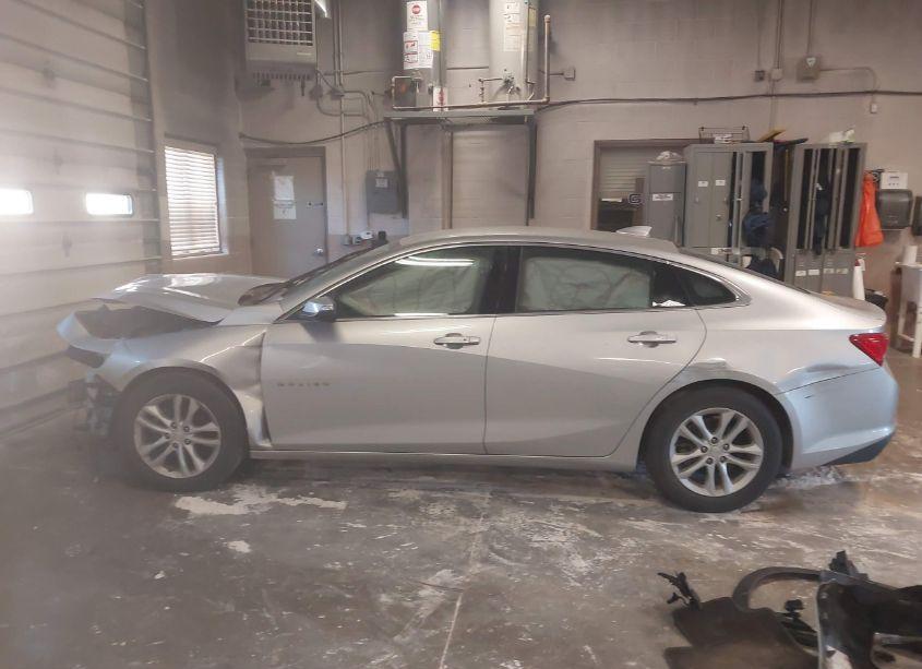 Photo 15 of 2017 Chevrolet Malibu 1LT (VIN 1G1ZE5ST9HF154480)