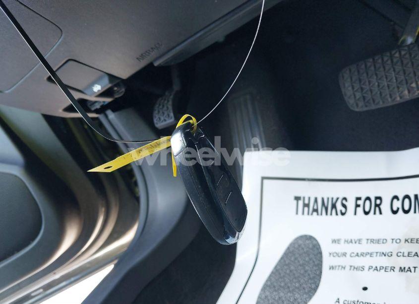 Photo 11 of 2017 Chevrolet Malibu 1LT (VIN 1G1ZE5ST9HF177161)