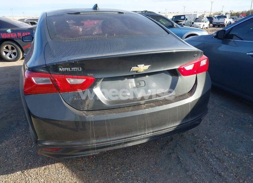Photo 16 of 2017 Chevrolet Malibu 1LT (VIN 1G1ZE5ST9HF183199)